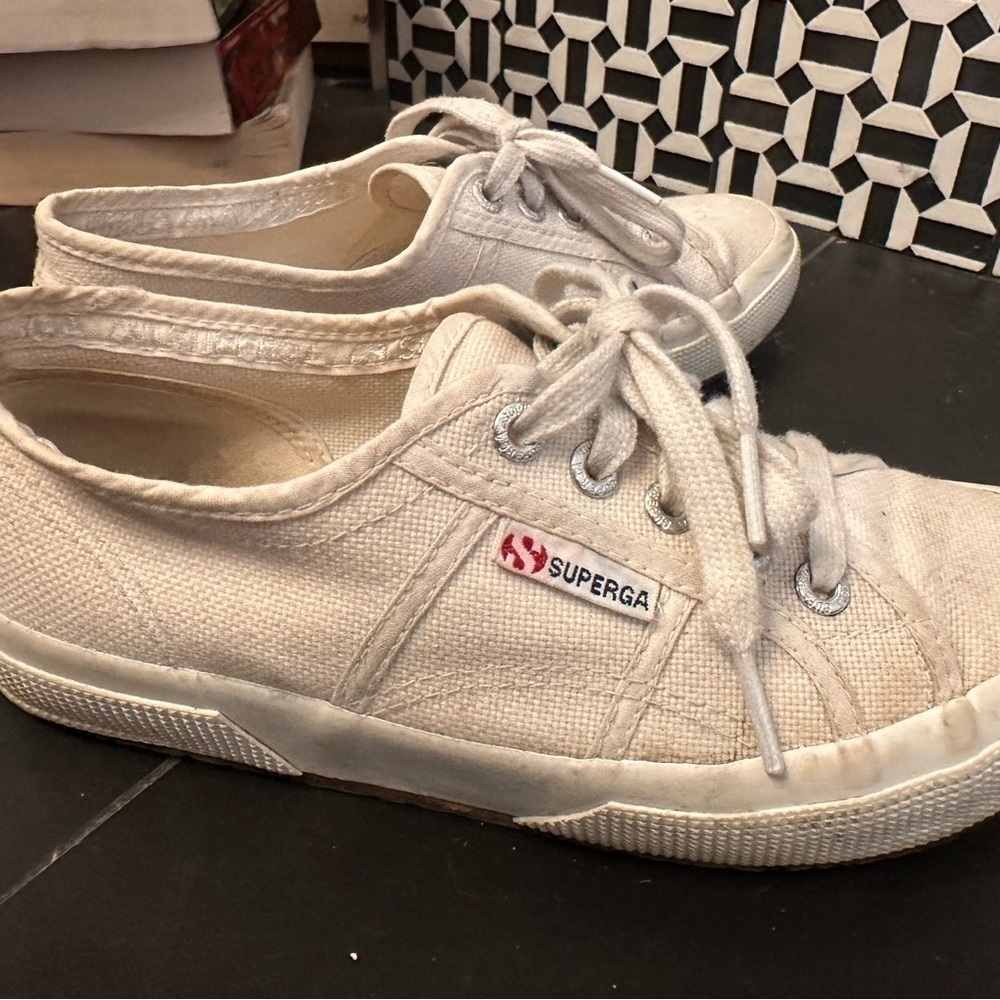 Superga 2750 Cotu Sneaker - Women's size 37 - Picture 7 of 7